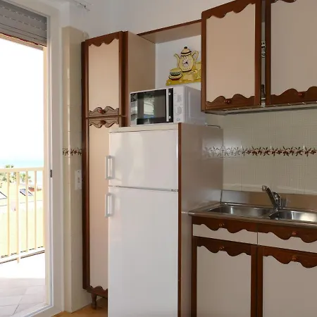 Apartamento Locazione Turistica Fronte Mare By Interhome